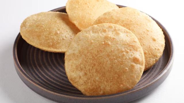 turn-leftover-pooris-into-sweet-savoury-snacks-thumbnail