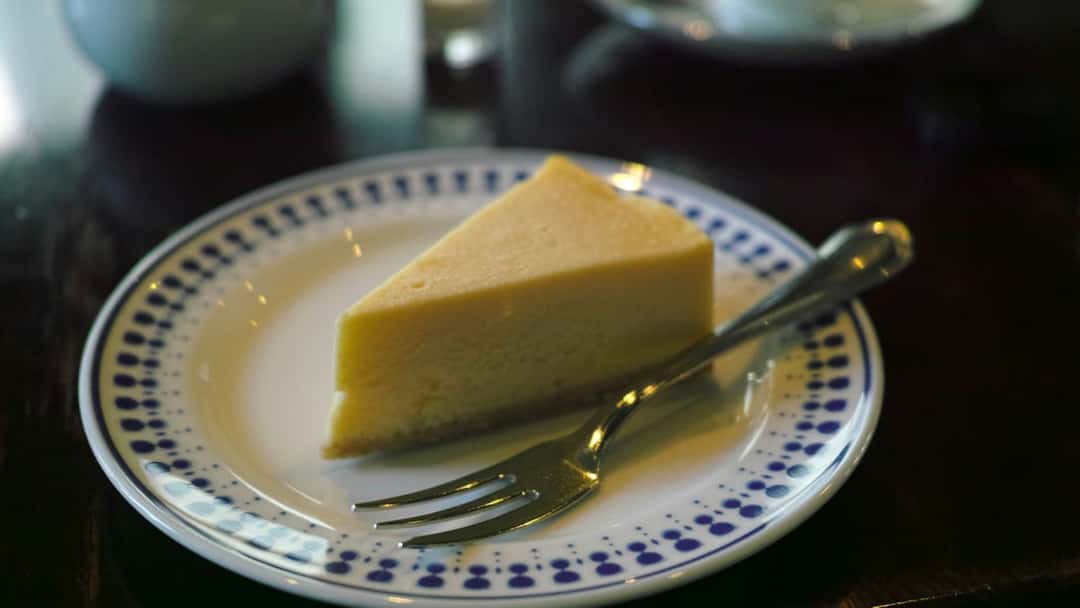 cheesecake slice on a plate