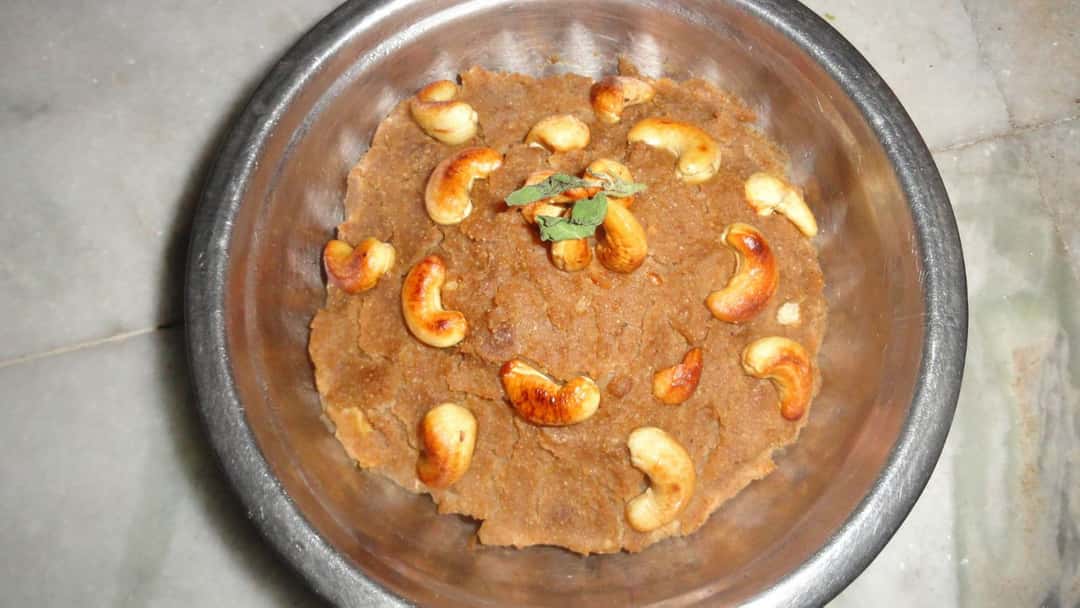 Navratri Special Suji Halwa Recipe: Quick And Delicious Prasad 