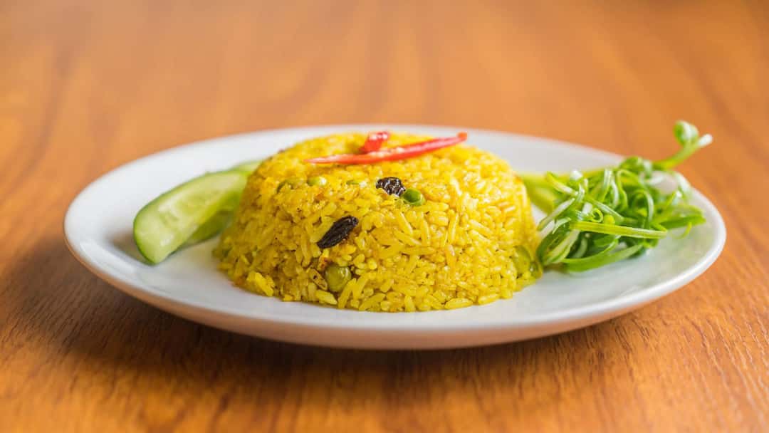 Comfort Food Goals: 7 Easy Leftover Rice Recipes For Lunch