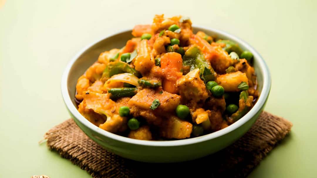 Bhogichi Bhaji in a container - banner image
