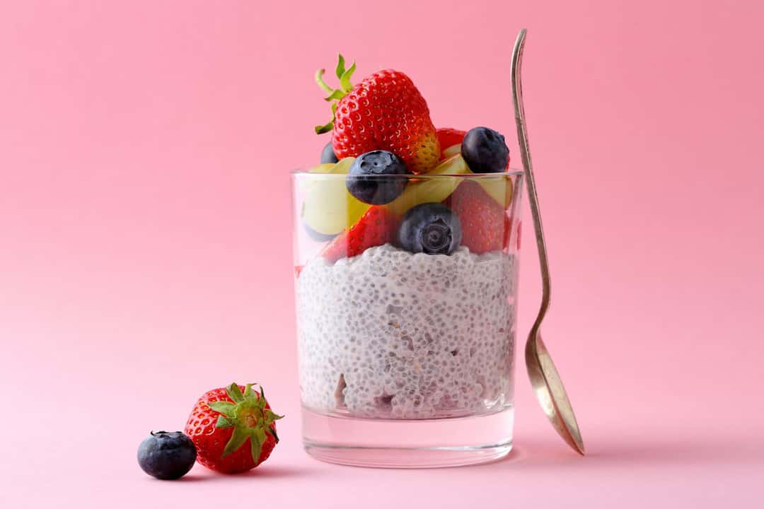 healthy-chia-seed-pudding-recipe-for-breakfast-at-home-foodiesonly-banner-image
