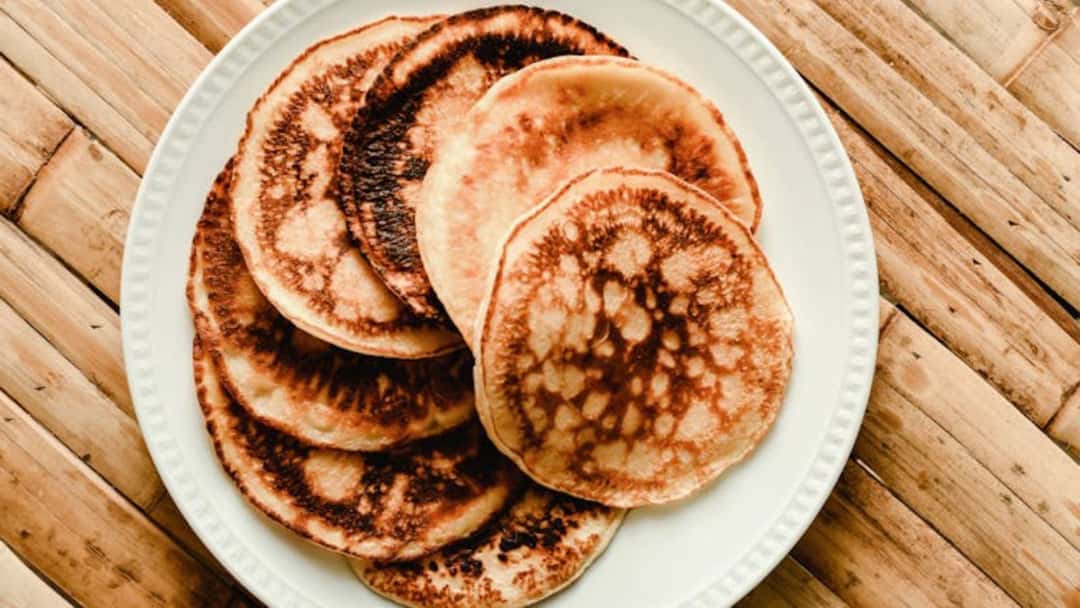 Apple Pancakes on a plate - banner image