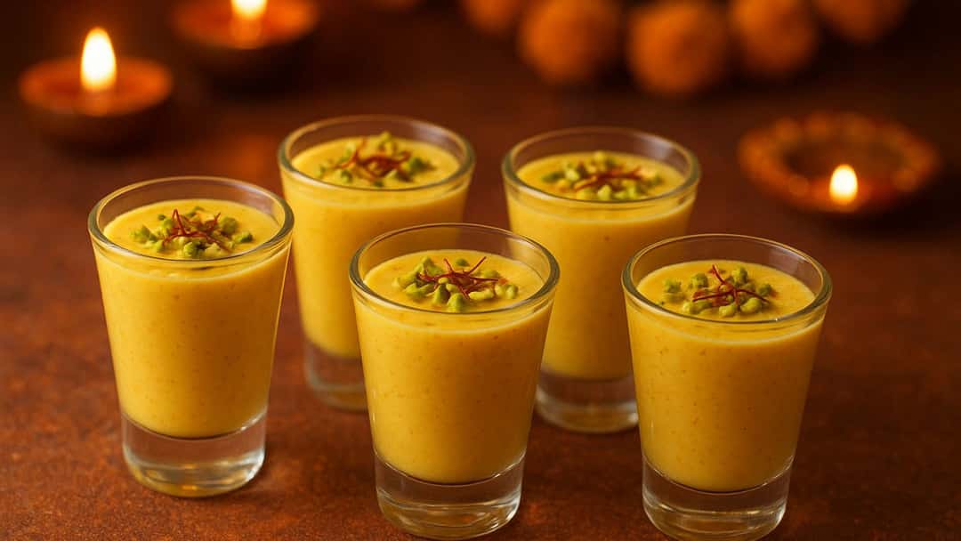 Kesar pista smoothie in shot glasses