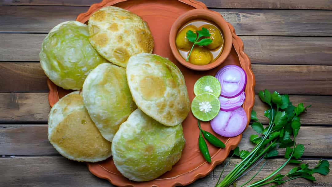 plate of Koraishutir Kachori - banner image