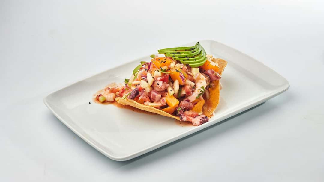 Shrimp ceviche on a platter  -  banner image