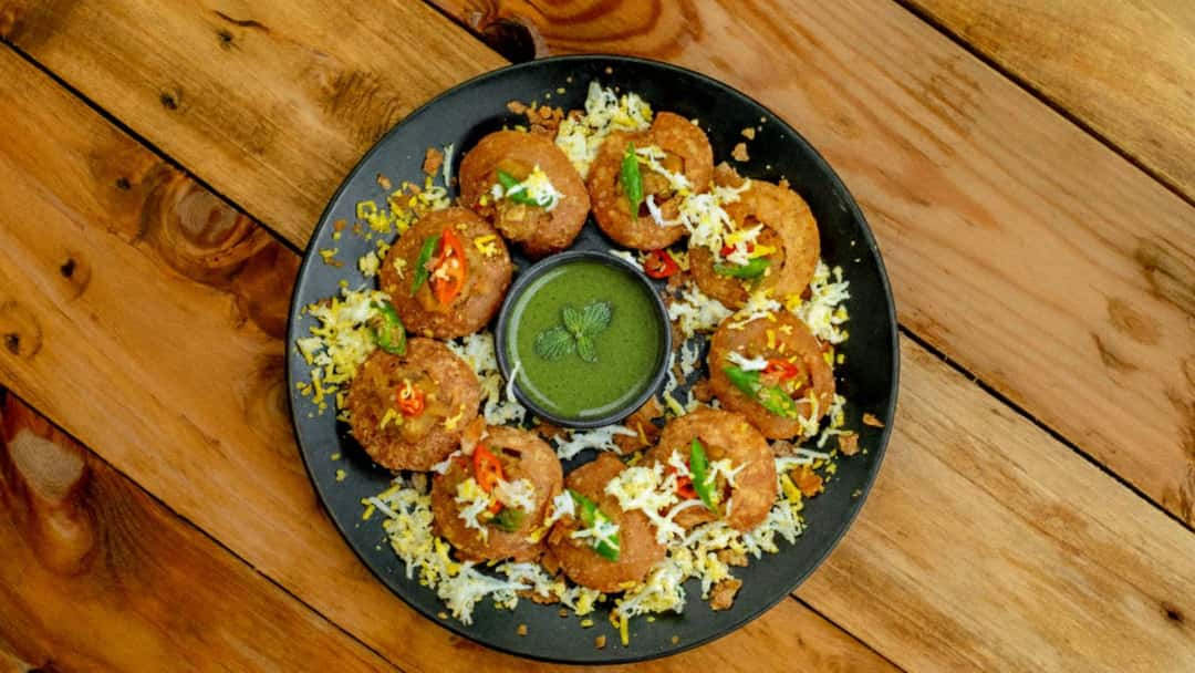 Pani Puri filled with sprouts