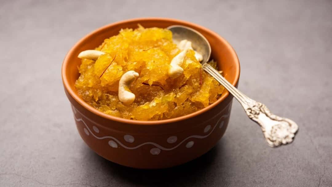 Pumpkin halwa in a bowl