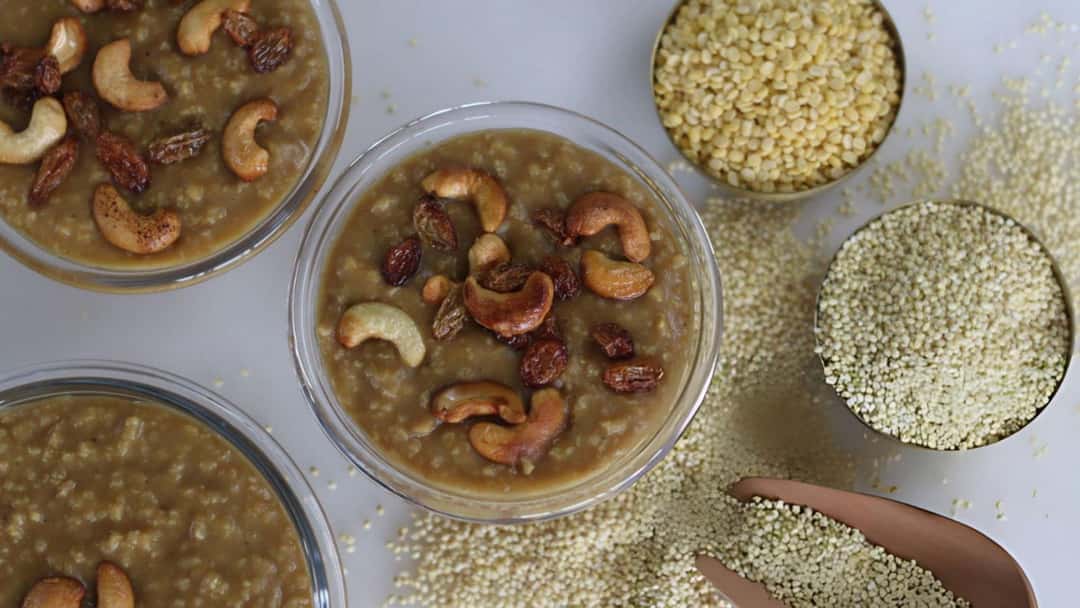 Sakkarai pongal with its ingredients