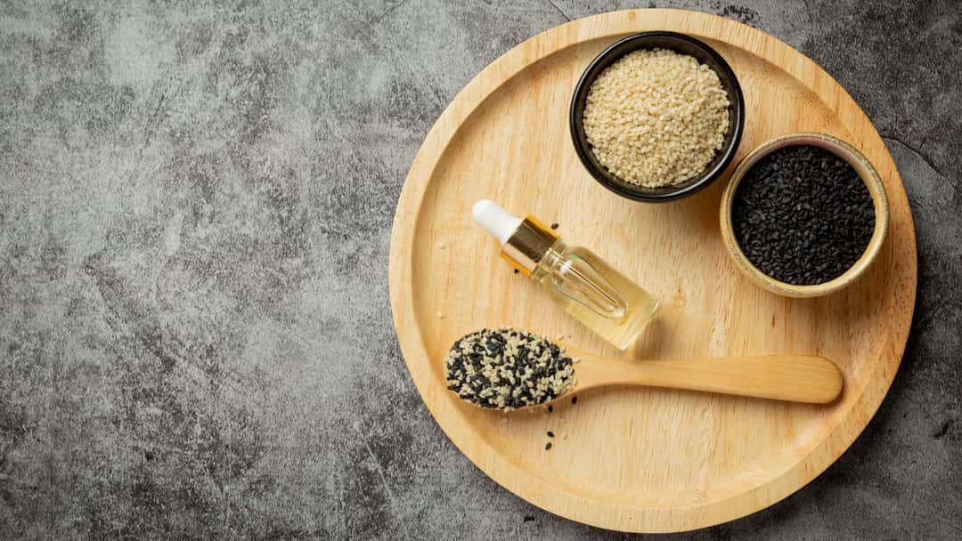 Black sesame seeds vs white sesame seeds culinary differences