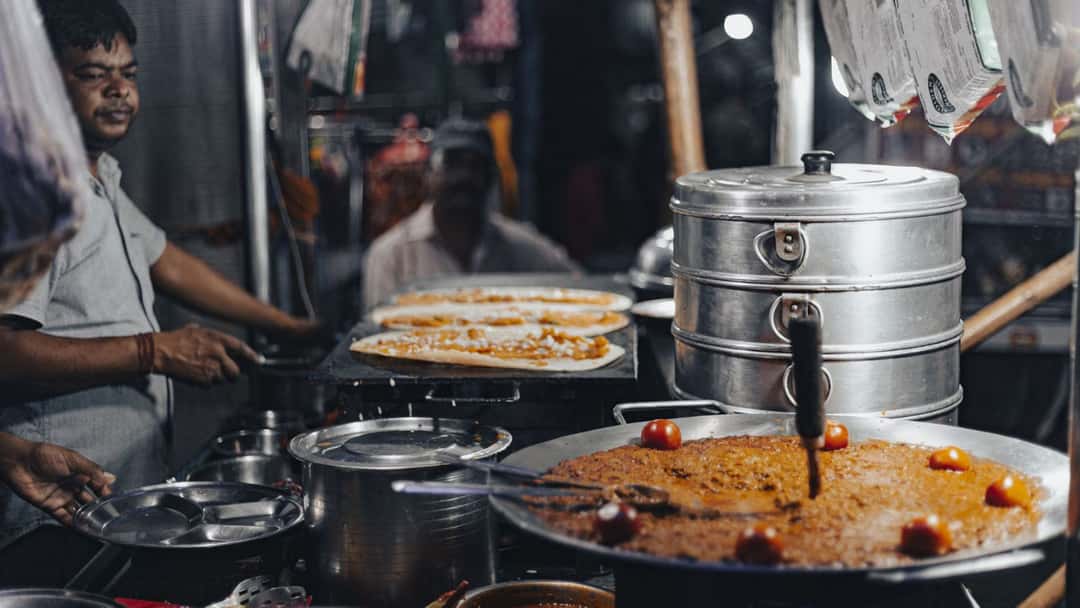 Mumbai vs Delhi street food