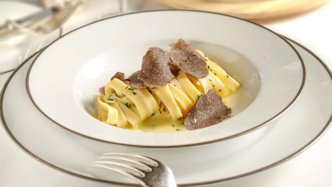 white truffle pasta in a bowl - banner image