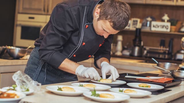 le-cordon-bleu-to-cia-culinary-schools-every-foodie-should-know-this-teachers-day-thumbnail
