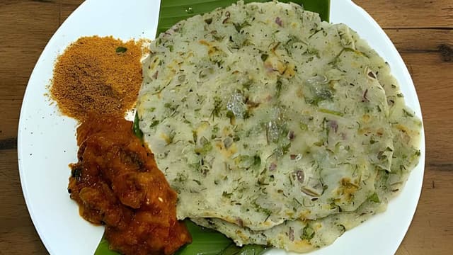 akki-roti-recipe-a-south-indian-gluten-free-flatbread-made-from-rice-flour-thumbnail