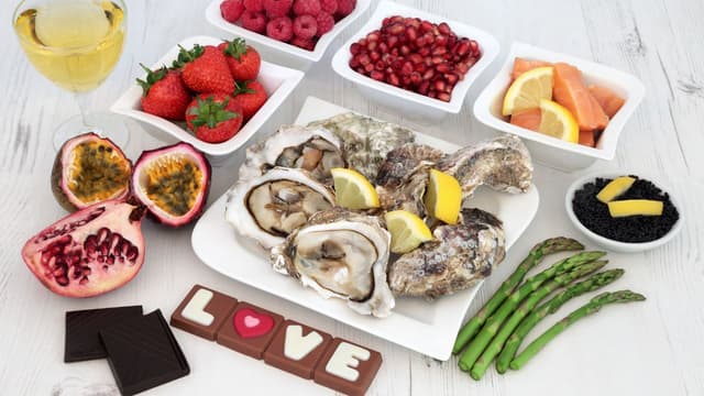 do-aphrodisiac-foods-really-work-what-science-says-about-chocolate-chilli-and-oysters-thumbnail