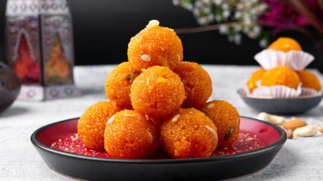 Motichoor Laddoo Truffle Recipe: A Fusion Ganesh Chaturthi Sweet
