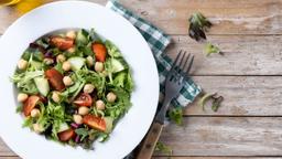 quick-zesty-chickpea-salad-for-any-occasion-thumbnail