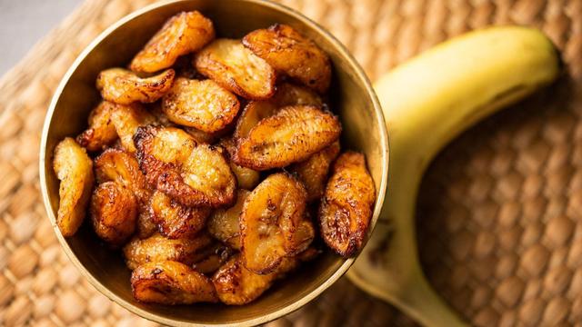 Crispy Sweet Banana Chips: A Festive Treat For Onam