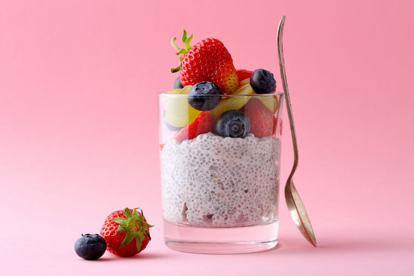 healthy-chia-seed-pudding-recipe-for-breakfast-at-home-foodiesonly-banner-image