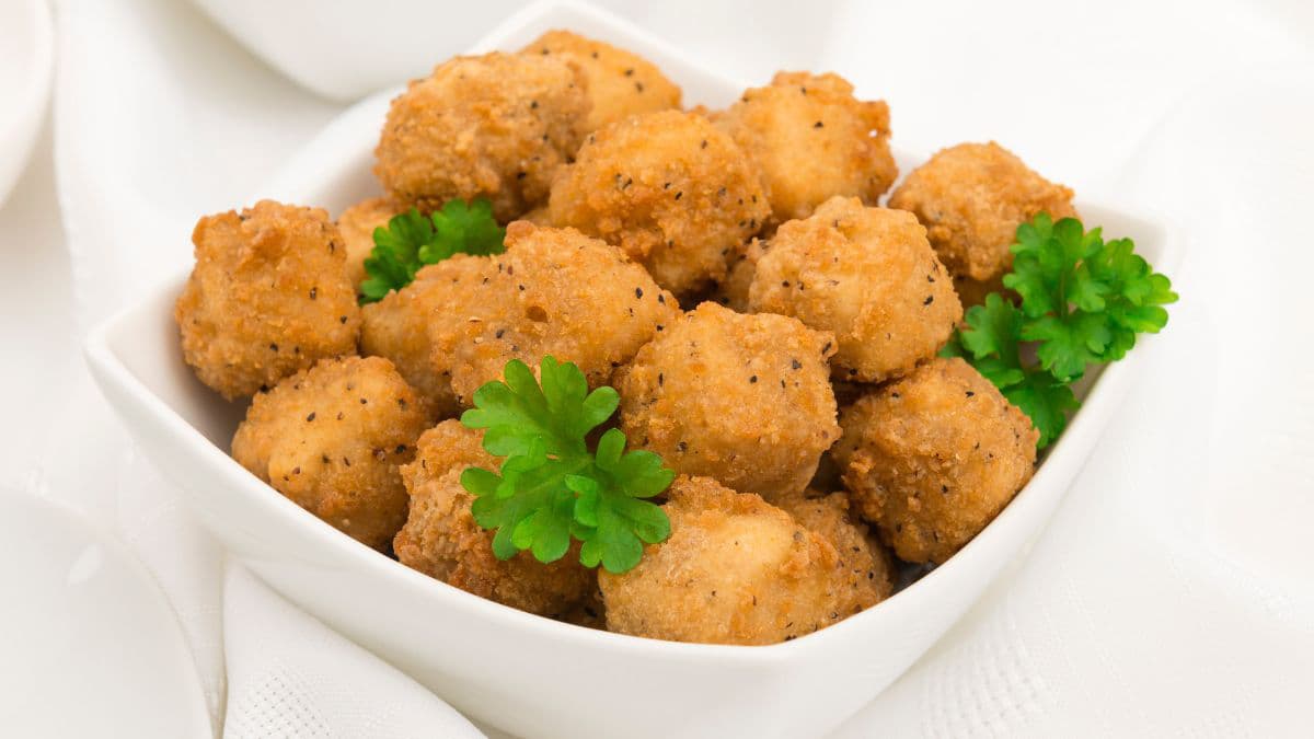 bowl of chicken popcorn