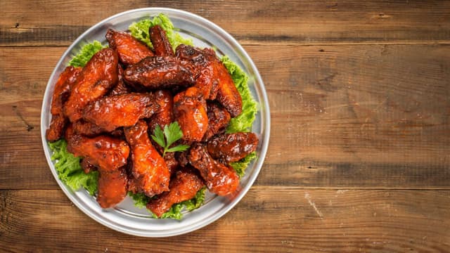 beyond-peri-peri-7-chicken-wing-sauces-bursting-with-flavour-thumbnail