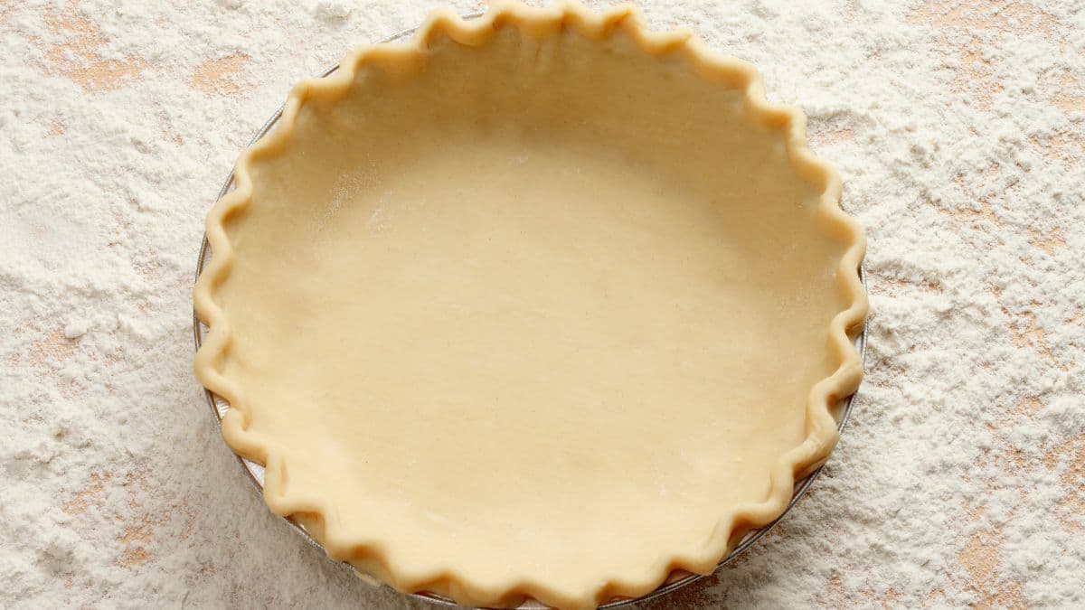 pie crust in pie plate