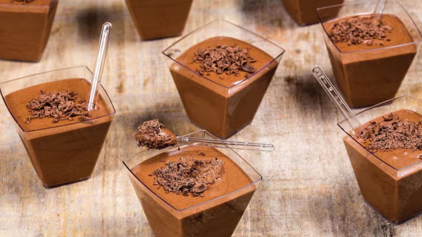 Chocolate mousse desserts in clear square cups