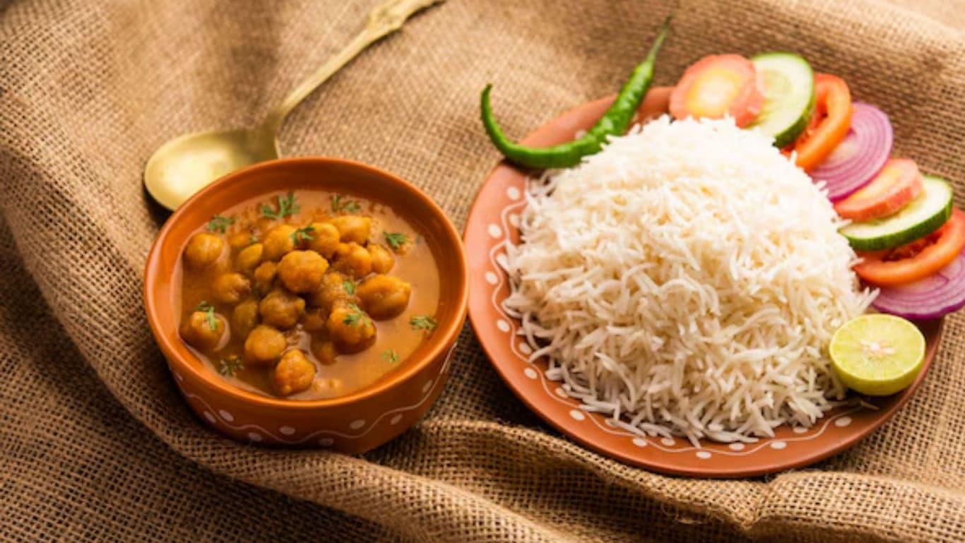 Traditional Indian Chickpea Curry with Steamed Rice