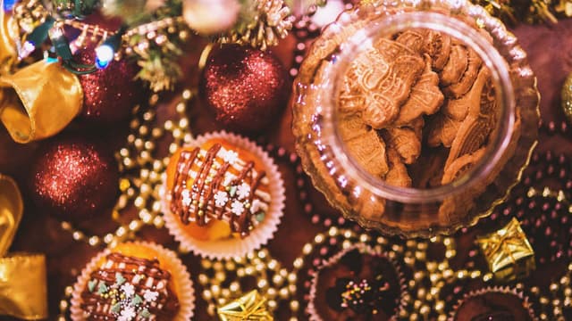 five-ingredient-desserts-that-look-party-ready-thumbnail