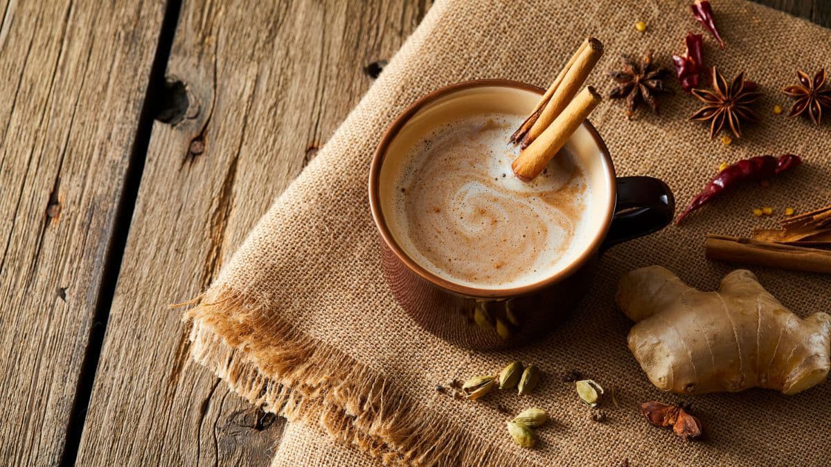 Rustic mug/cup of cinnamon spiced latte