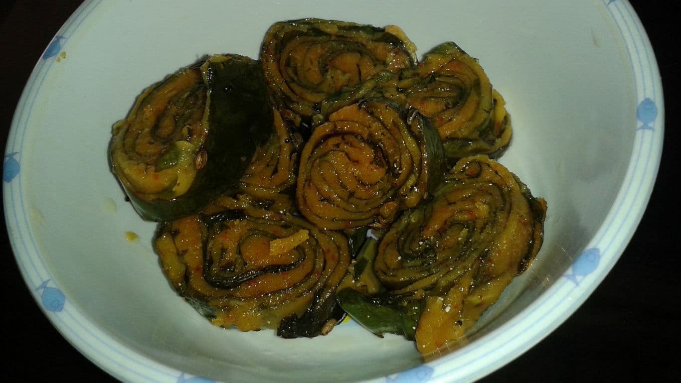 Spiral savory snack rolls in bowl
