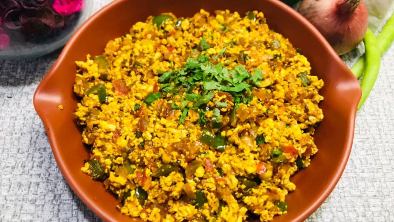 Desi breakfast choices can be made low-carb with a few conscious swaps.