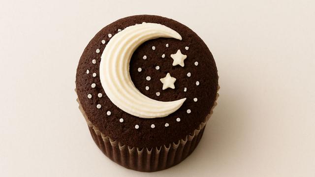 karwa-chauth-special-crescent-moon-cupcakes-for-the-festive-moonrise-thumbnail