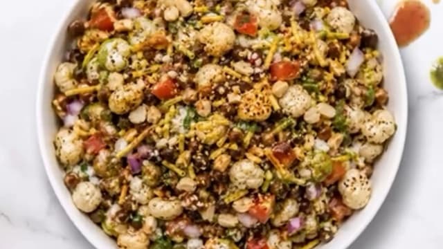protein-makhana-bhel-chaat-a-crunchy-tangy-bowl-with-no-guilt-attached-thumbnail