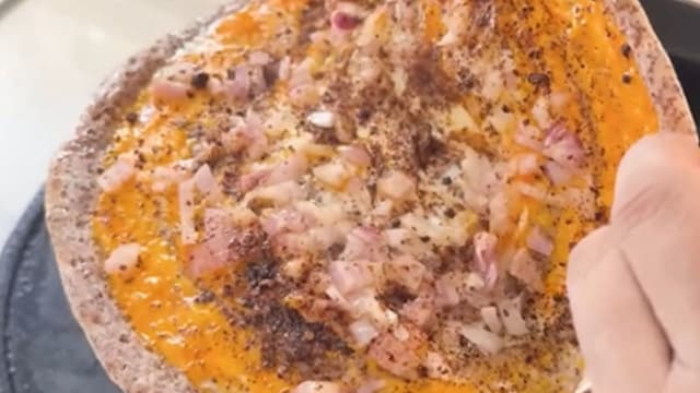 ghee-karam-onion-egg-dosa-crispy-south-indian-street-style-breakfast-thumbnail