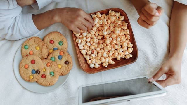 beyond-caramel-popcorn-a-dessert-for-every-movie-genre-thumbnail