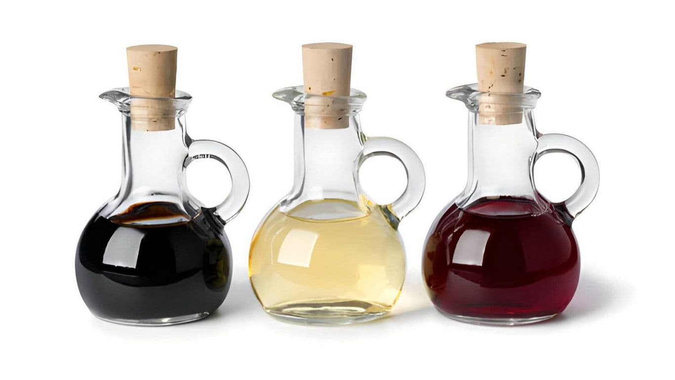 Different types of vinegar