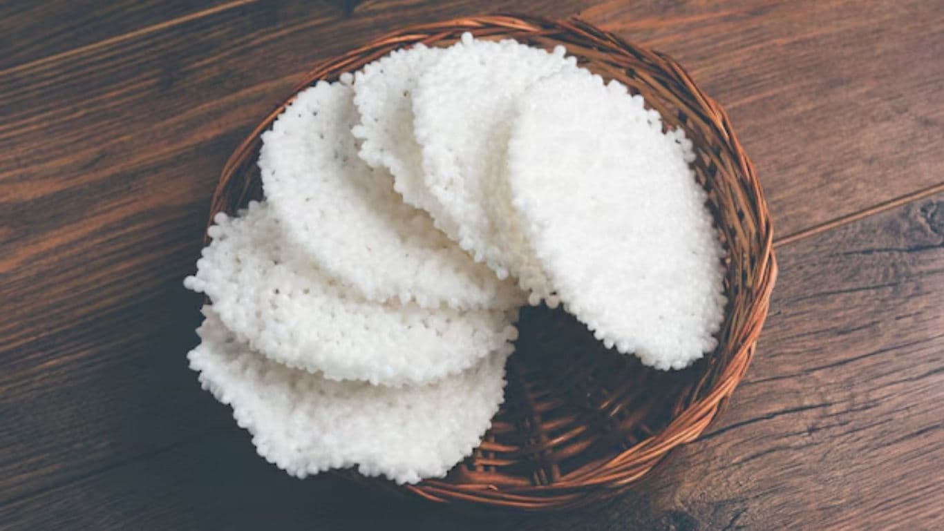 Crispy White Rice Crackers in Woven Basket