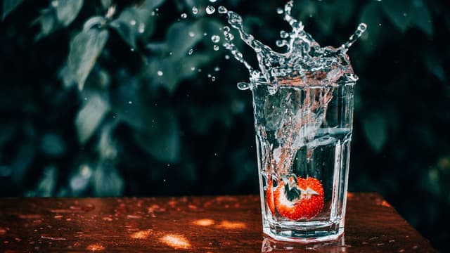 adequate-water-intake-why-optimum-hydration-is-crucial-for-wellness-and-longevity-thumbnail