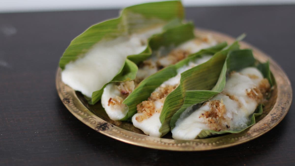 Enduri pitha with turmeric leaf