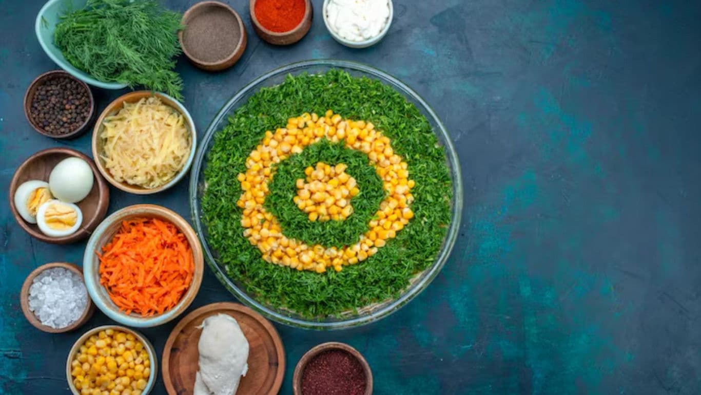 Colorful vegetable salad with fresh ingredients