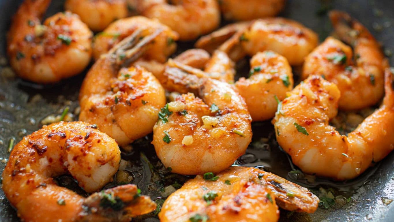 Grilled shrimp with garlic and herbs