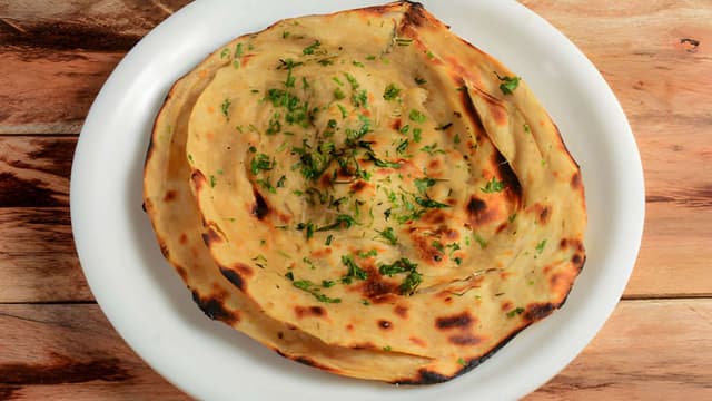 irresistible-garlic-herb-lachha-paratha-for-any-meal-thumbnail