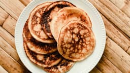 world-health-day-gluten-free-apple-pancakes-for-breakfast-thumbnail