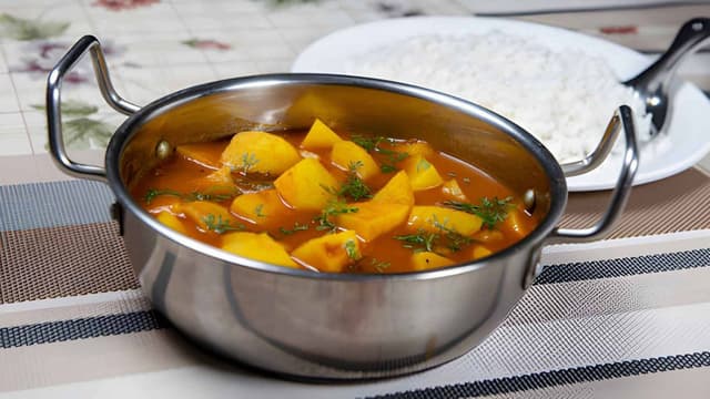 goan-batata-song-curry-the-ultimate-boiled-potatoes-recipe-to-make-at-home-thumbnail