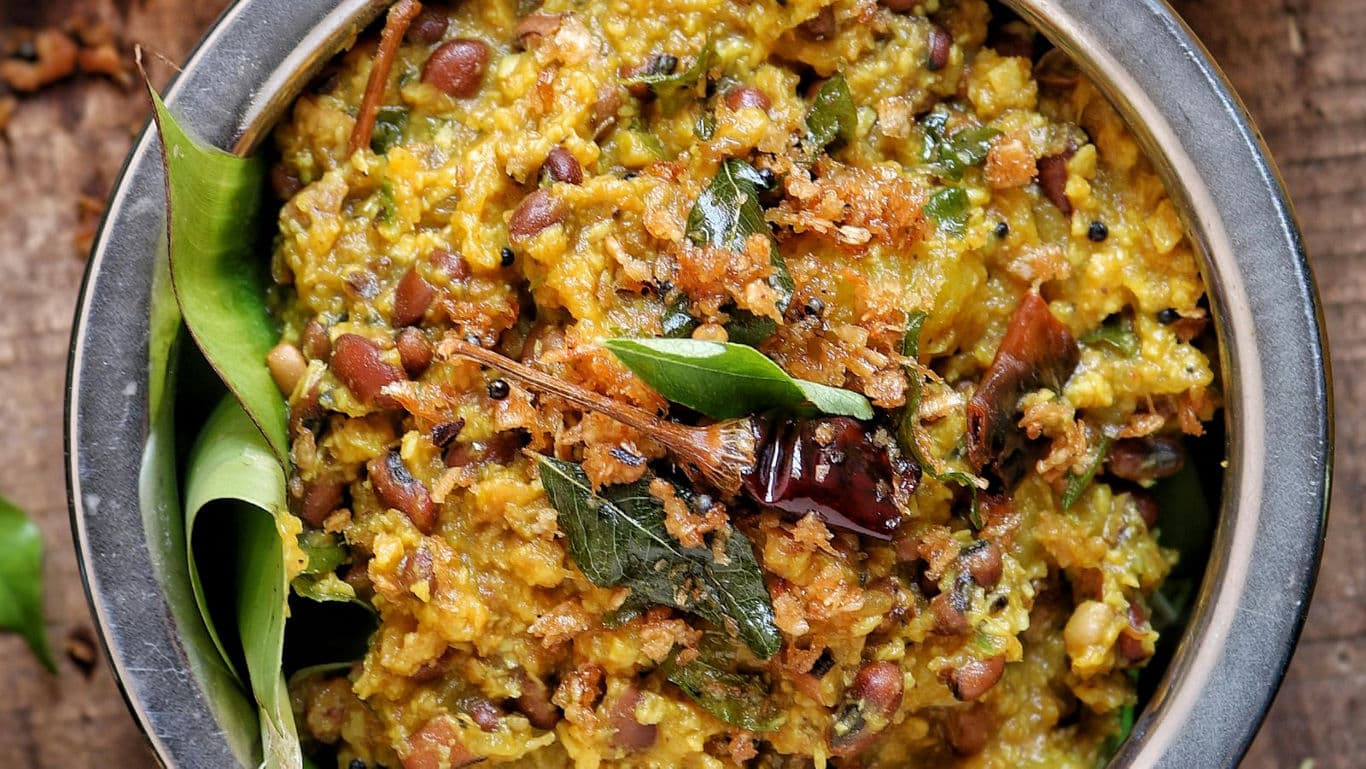 Spiced lentil curry with crispy garnish