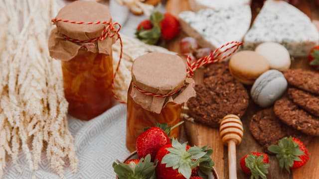 fathers-day-breakfast-7-homemade-compotes-and-preserves-recipes-that-say-more-than-a-gift-can-thumbnail