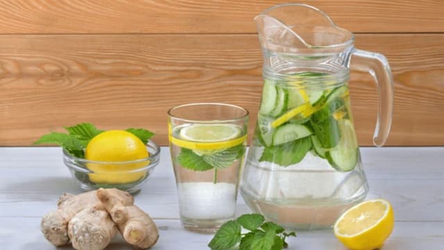 minty-ginger-boost-a-simple-infused-detox-water-recipe-thumbnail