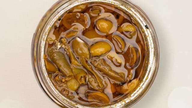 pickling-this-monsoon-try-this-karonda-mirchi-achar-recipe-from-uttar-pradesh-thumbnail