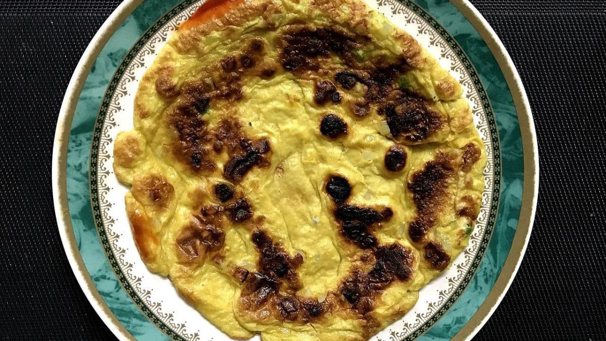 Keema anda paratha